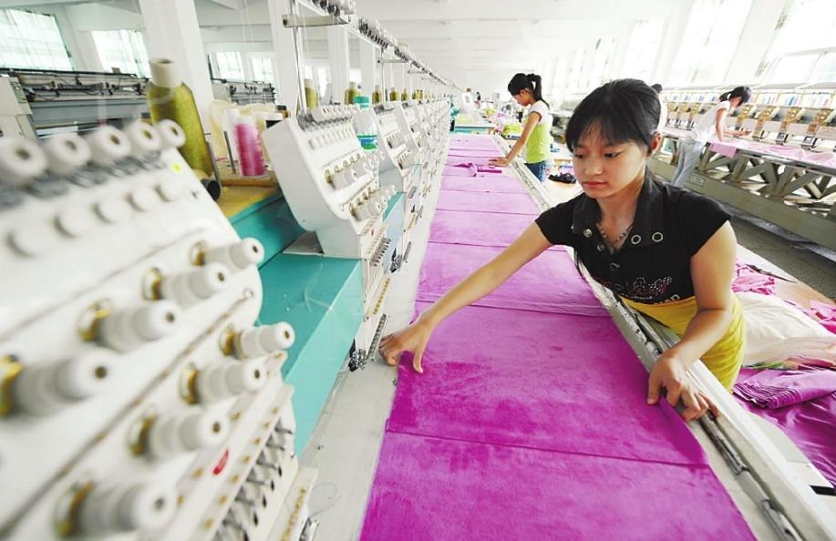 Fabric production area inside Hekang factory